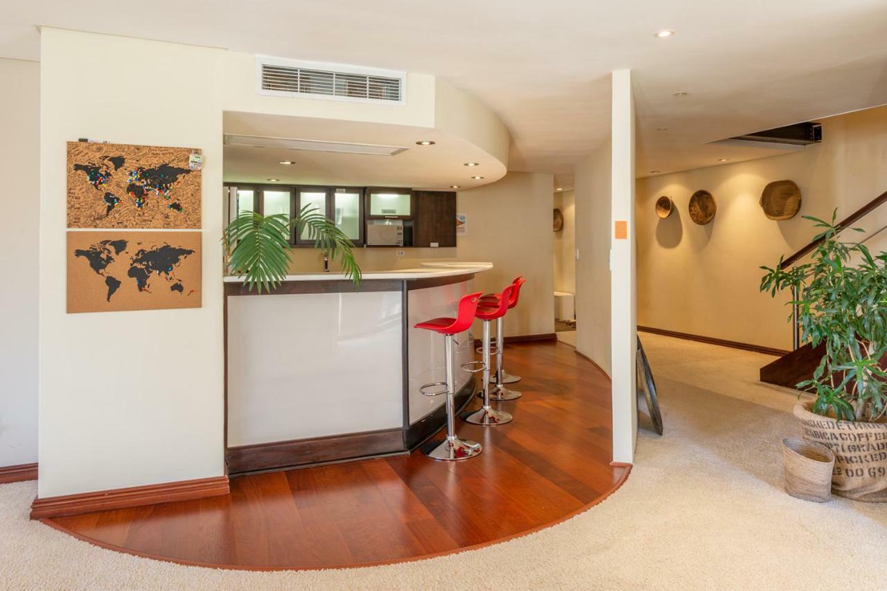 Nyc Style Downtown Duplex Apartment Cape Town Exterior foto