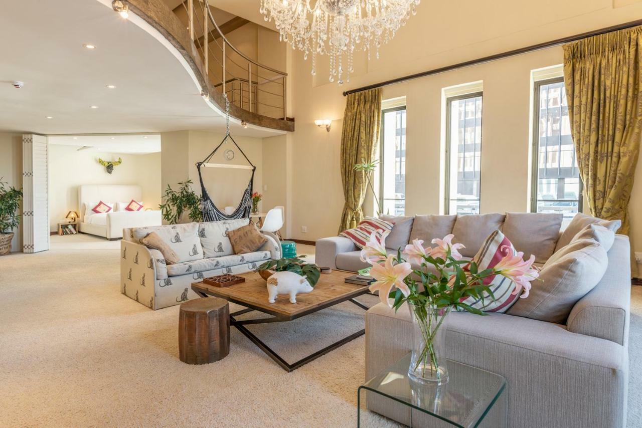 Nyc Style Downtown Duplex Apartment Cape Town Exterior foto