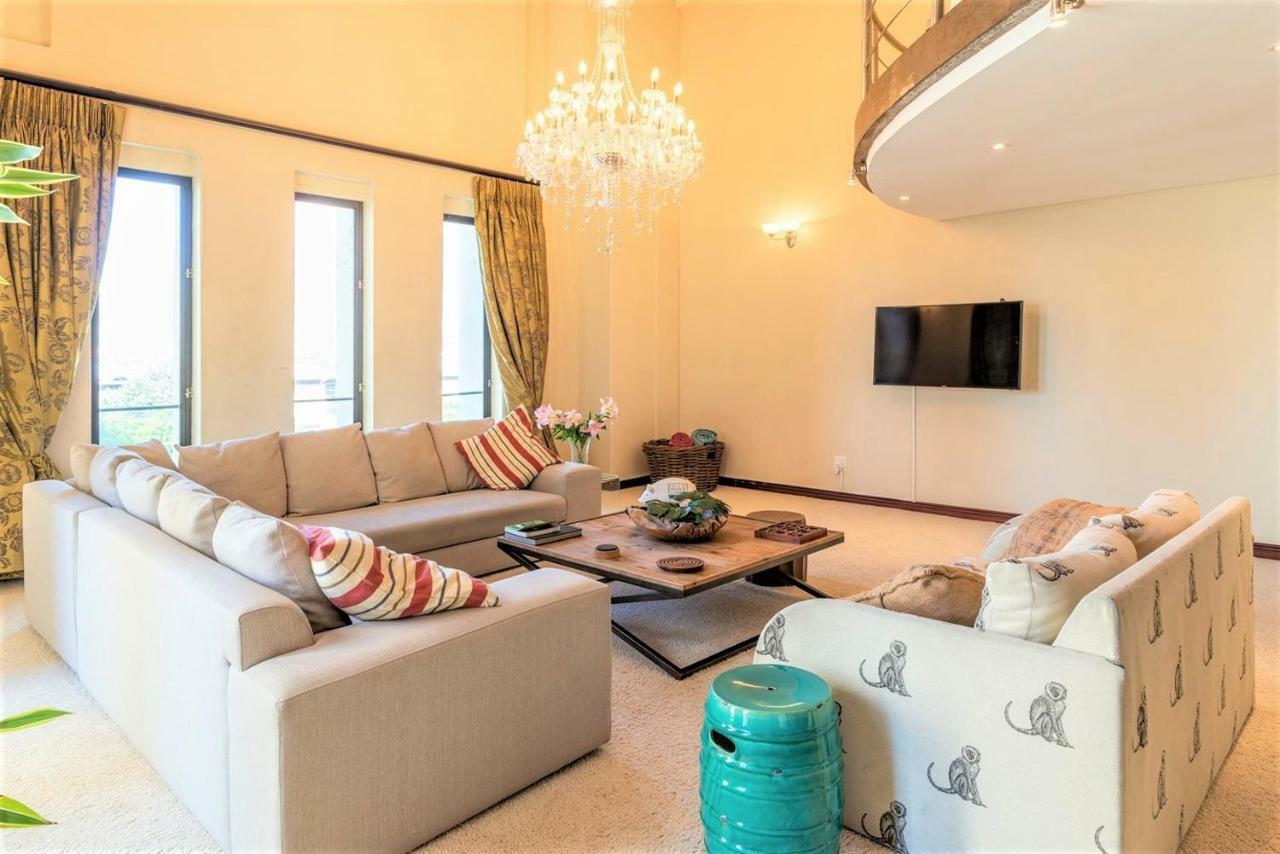Nyc Style Downtown Duplex Apartment Cape Town Exterior foto